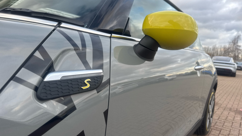 MINI Hatchback 135kW Cooper S Level 2 33kWh 3dr Auto Electric Hatchback